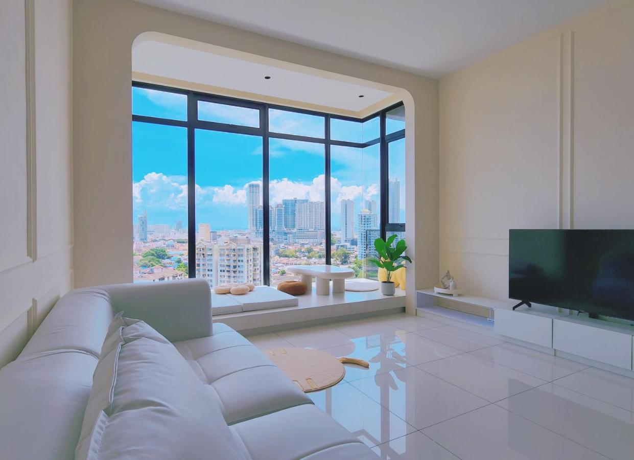 Skypool With Seaview 8Pax Beacon Executive Suites - Georgetown City Centre - 3Km To Komtar المظهر الخارجي الصورة